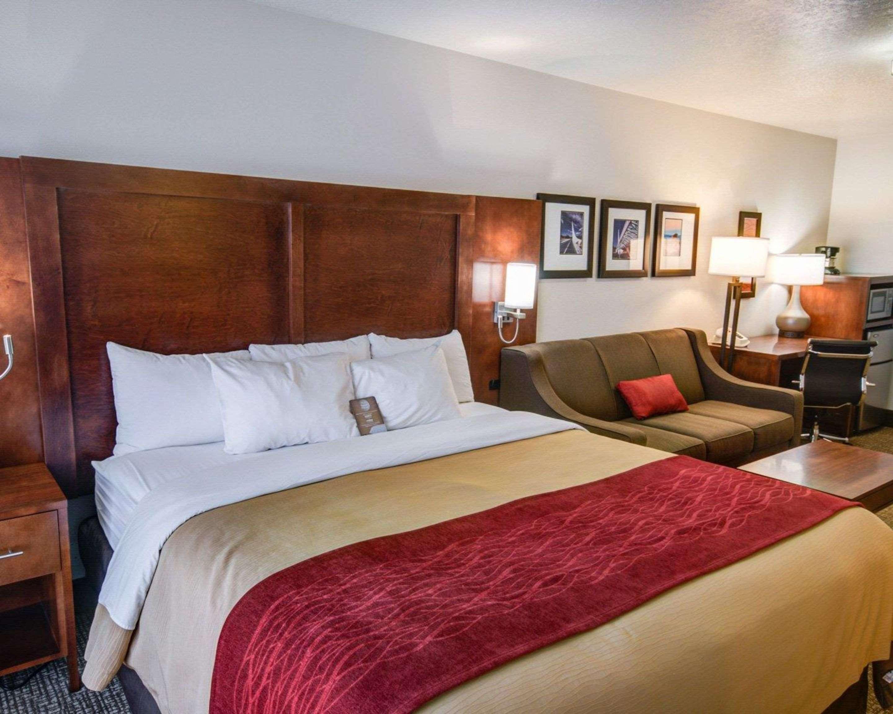 Comfort Inn Redding Near I-5 Екстер'єр фото