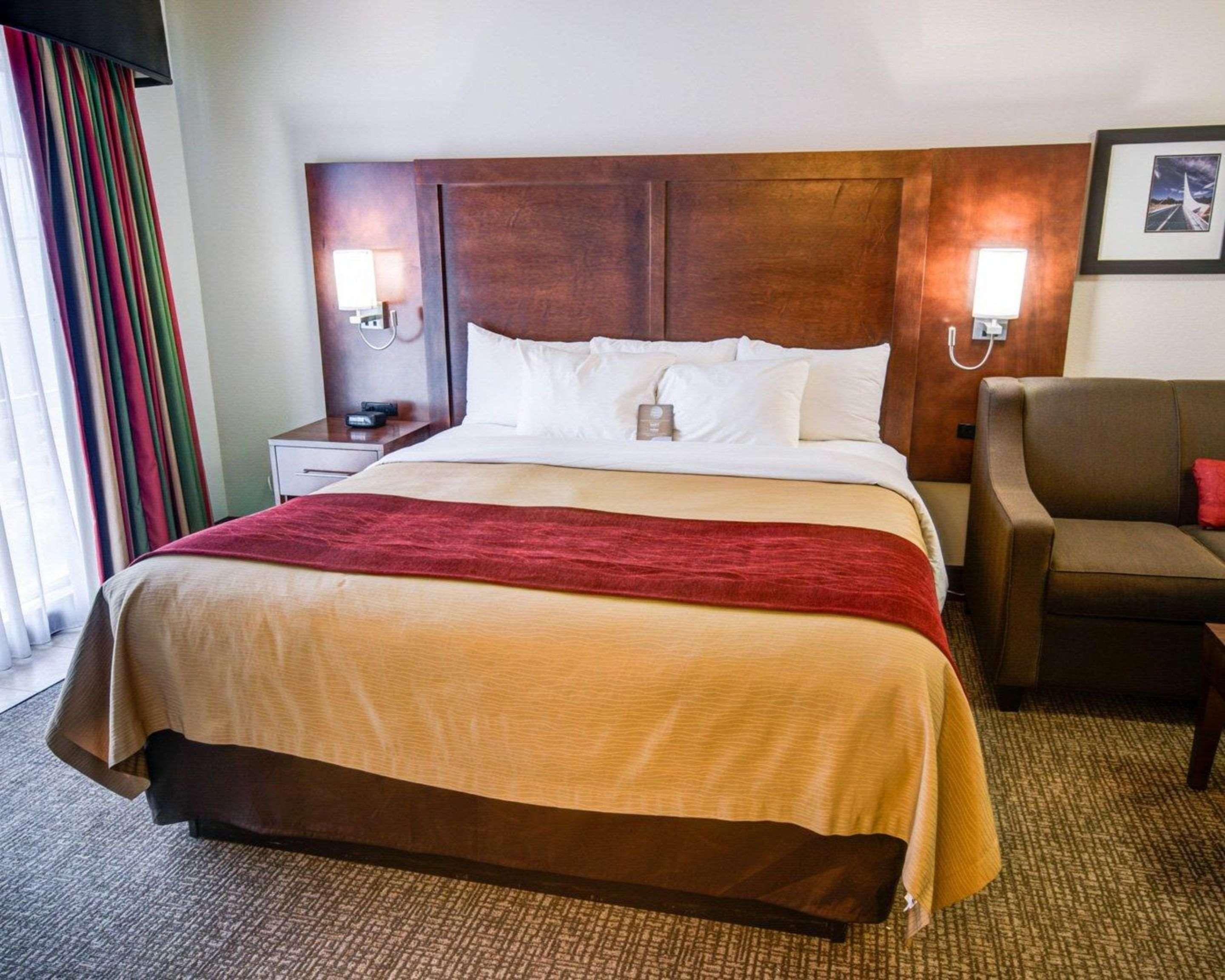 Comfort Inn Redding Near I-5 Екстер'єр фото