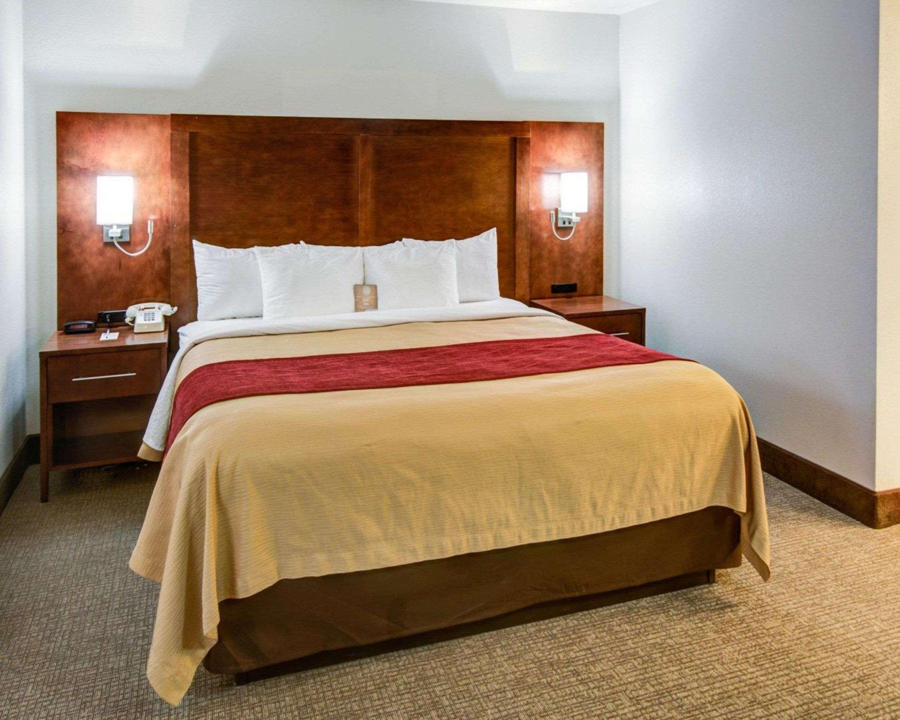 Comfort Inn Redding Near I-5 Екстер'єр фото