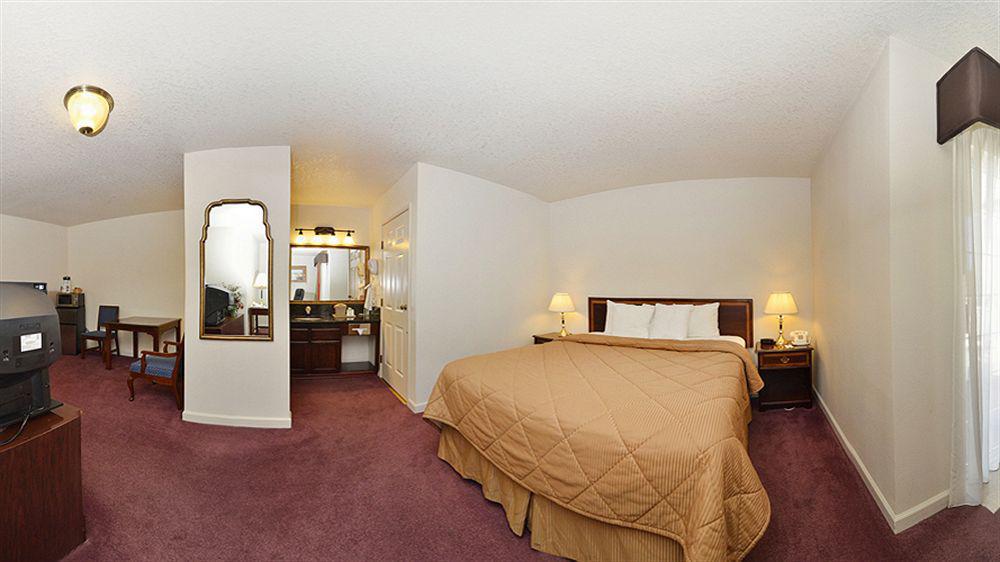 Comfort Inn Redding Near I-5 Екстер'єр фото